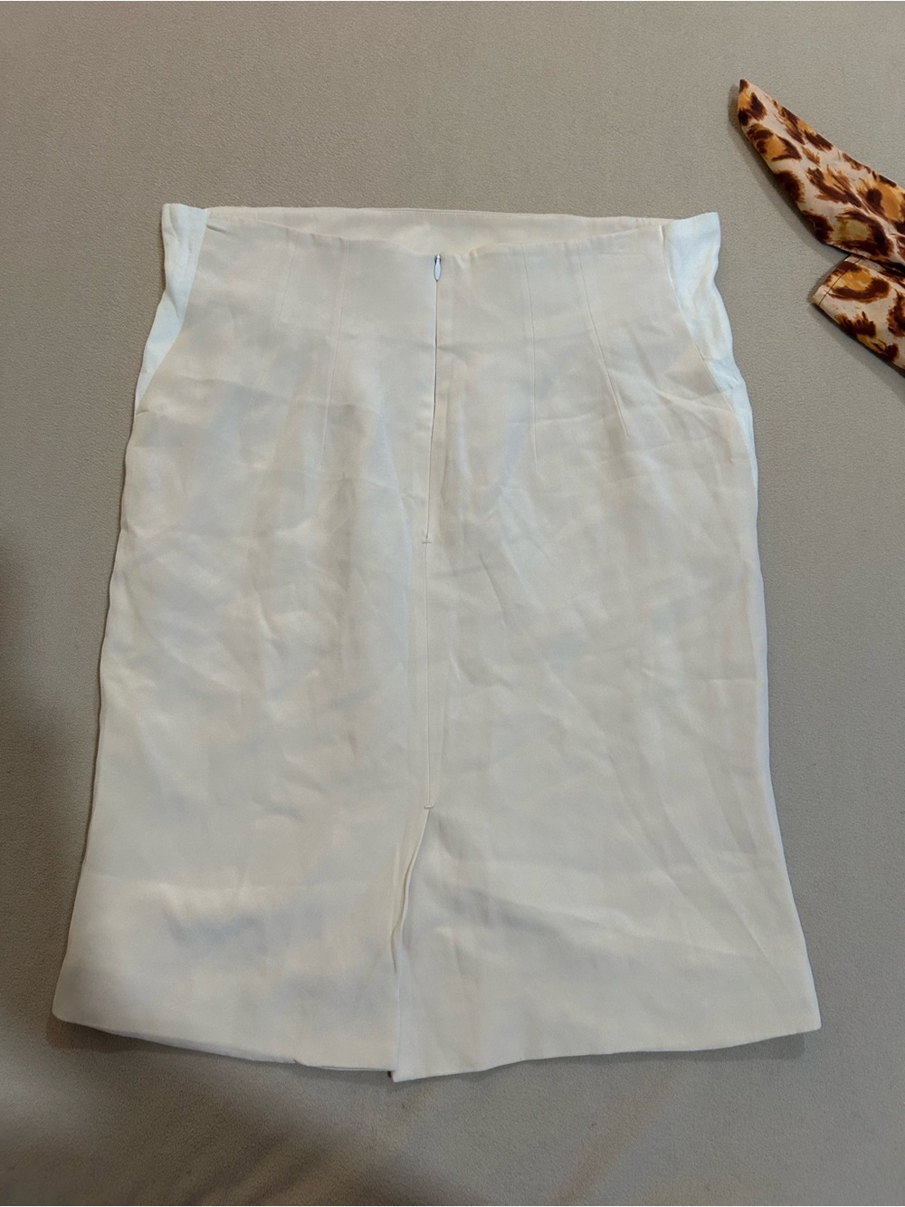 Richard Tyler White Pencil Skirt